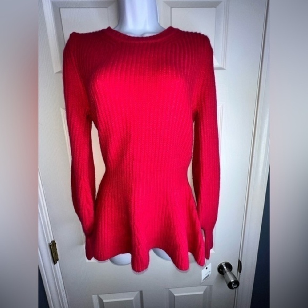 NWT Ophelia Roe Women’s Small Pink Cable Knit Peplum Sweater Top S Barbiecore